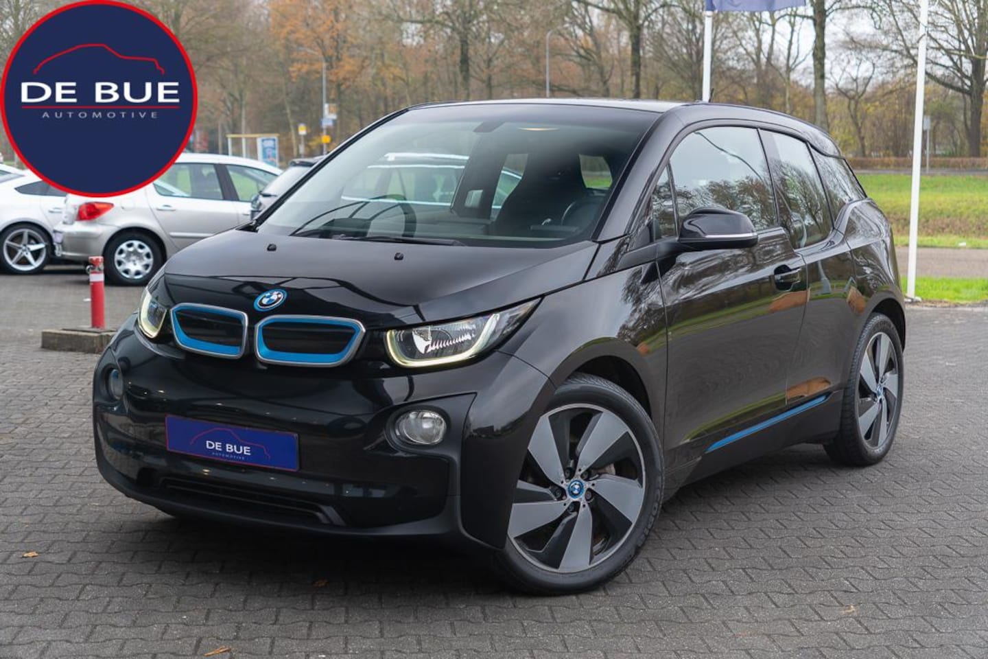 BMW i3 - Comfort Advance 22 kWh Warmtepomp Clima Stoelverwarming PDC NAVI Cruise 19 inch NAP Org. N - AutoWereld.nl