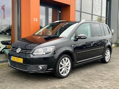 Volkswagen Touran - 1.6 TDI|6BAK|7pers|Trekhaak|PDC|Navi|Clima
