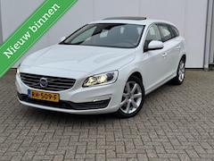 Volvo V60 - 2.0 T4 Polar+ Dynamic|ACC|Blis|PAS V/A|Schuifdak|