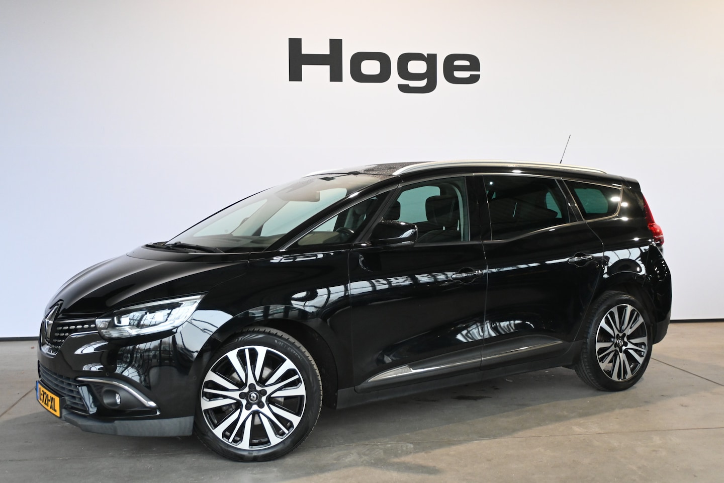 Renault Grand Scénic - 1.3 TCe Initiale Paris 7 Persoons Automaat Panoramadak LED Head UP Inruil Mogeljik! - AutoWereld.nl
