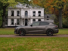 Maserati Levante - 3.0 V6 S AWD 430pk Facelift | Pano-dak | 21 inch | Harman/Kardon | 360 camera