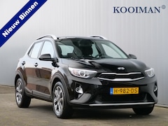 Kia Stonic - 1.0 T-GDi 100pk DynamicLine Navigatie / Camera / PDC / DAB