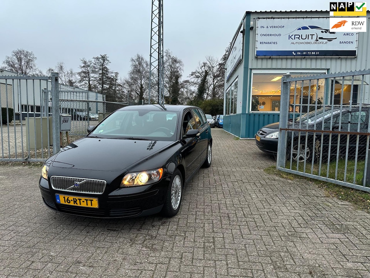Volvo V50 - 1.8 Kinetic APK 09-2026! NETTE AUTO! LEES TEKST! - AutoWereld.nl