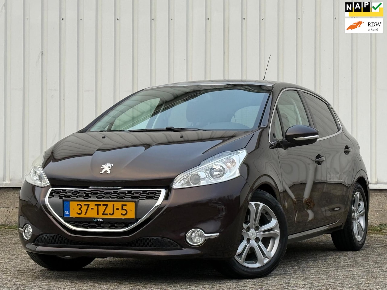 Peugeot 208 - 1.6 VTi Allure 1e Eigenaar,Trekhaak,Climate,Navi,Pano.Cruise,PDC,N.A.P!Apk tot 25-05-2026! - AutoWereld.nl