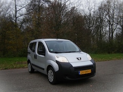 Peugeot Bipper Tepee - 1.4i . personen vervoer . Airco . Schuifdeuren . Elec ramen en spiegels . enz