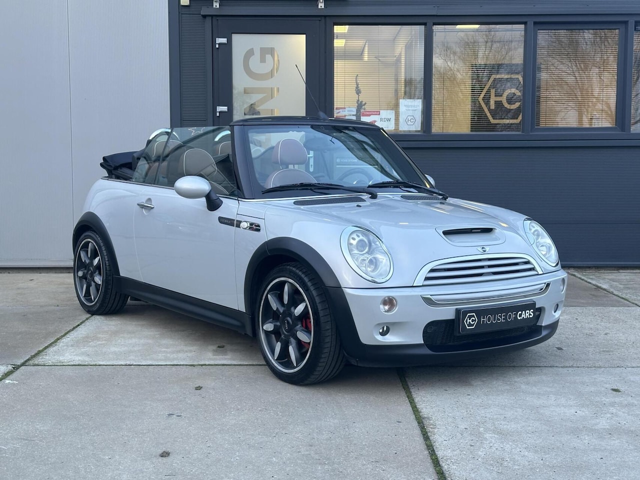 MINI Cabrio - 1.6 John Cooper Works Chili 1.6 John Cooper Works Chili - AutoWereld.nl