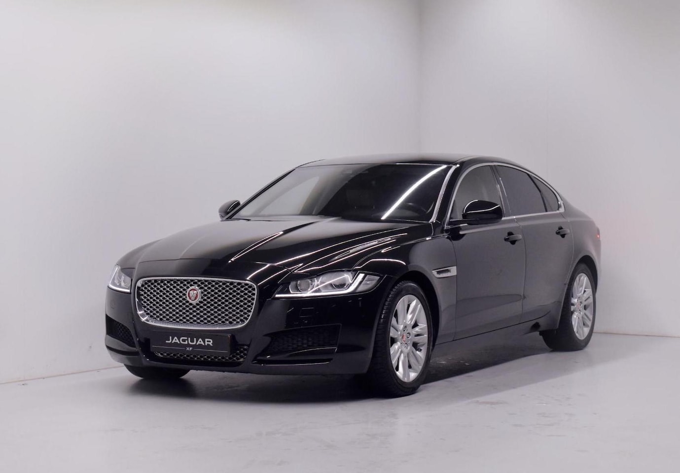 Jaguar XF - 2.0 Prestige | Dealer ond. | Org. NL | Cruise | - AutoWereld.nl
