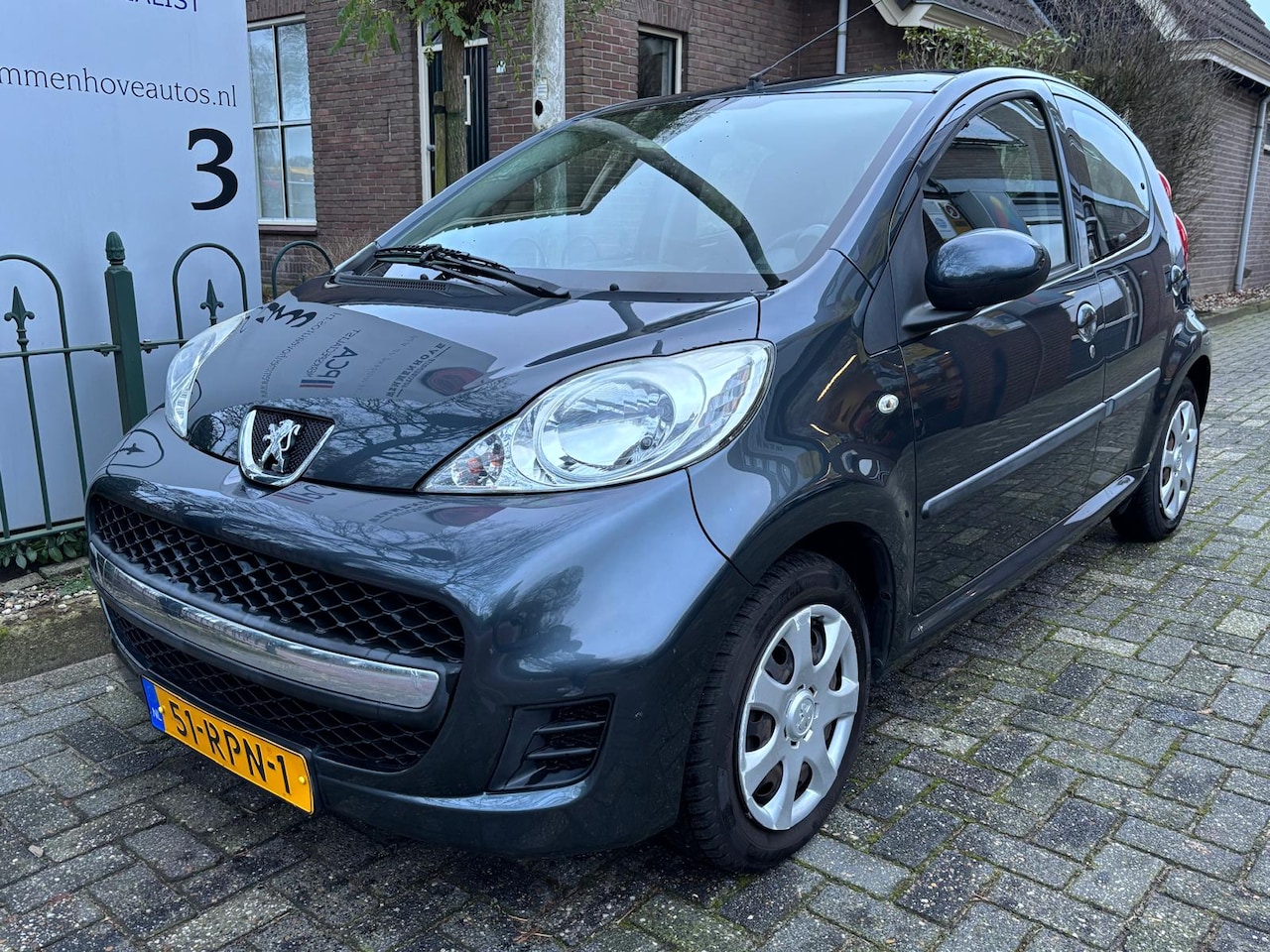 Peugeot 107 - 1.0-12V XS 1.0-12V XS - AutoWereld.nl