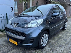 Peugeot 107 - 1.0-12V XS