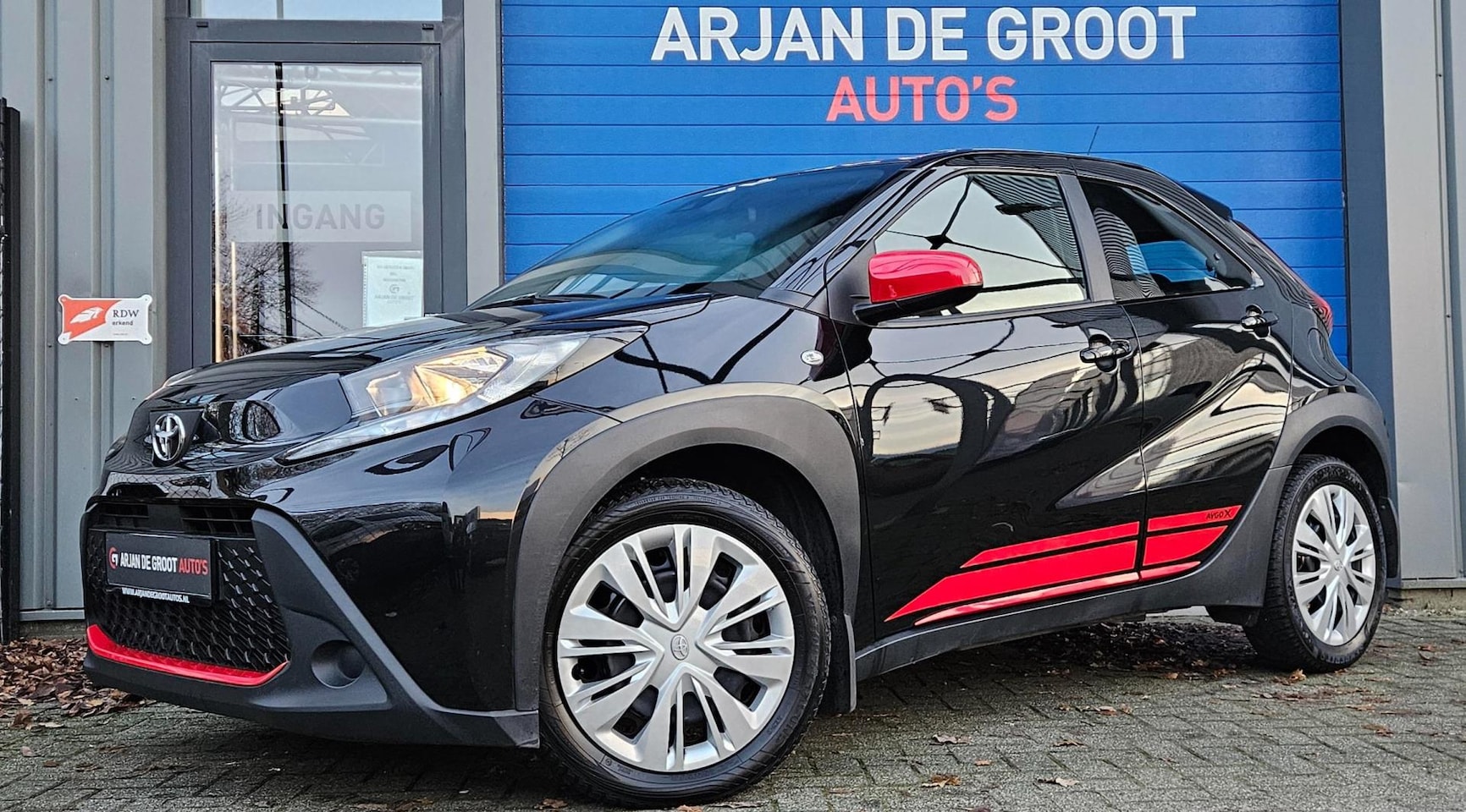 Toyota Aygo X - 1.0 VVT-i MT Play Airco Camera Acc Lane assist Carplay® - AutoWereld.nl