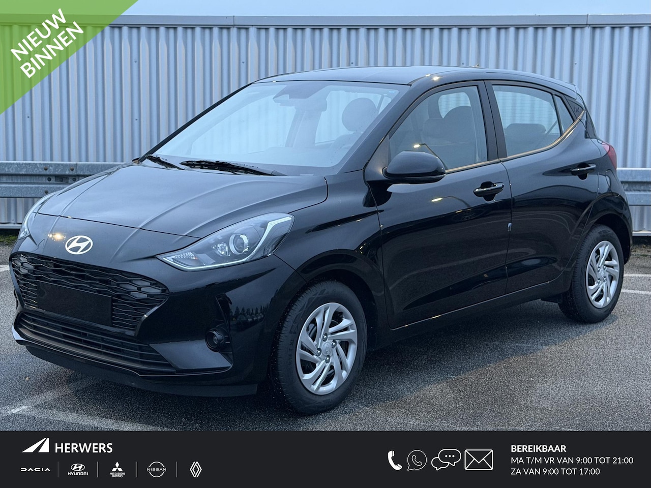 Hyundai i10 - 1.0 Premium / Direct Leverbaar / €1250 Voordeel Op Nieuwprijs / Climate Control / Navigati - AutoWereld.nl