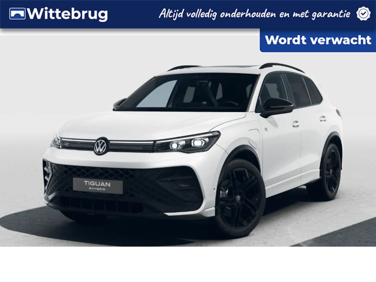 Volkswagen Tiguan - 1.5 eHybrid 204PK DSG R-Line Business / Fabrieksgarantie tot 2028 / Black Style / Trekhaak - AutoWereld.nl