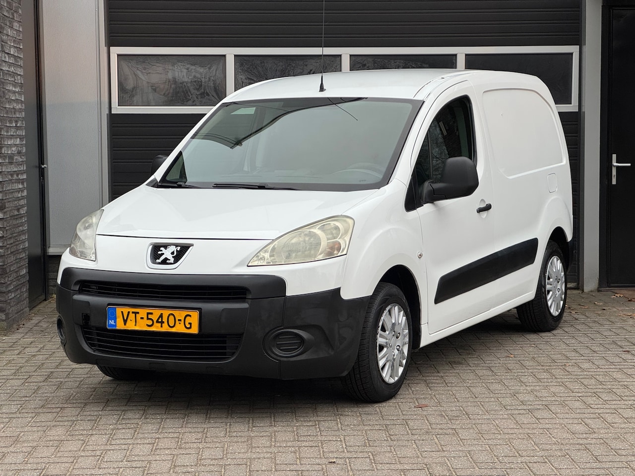 Peugeot Partner - 120 1.6-16V L1 XR BENZINE, MARGE - AutoWereld.nl