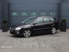 Ford Focus Wagon - 2.0-16V Rally Edition|NAP|Navi|Climate|Trekhaak