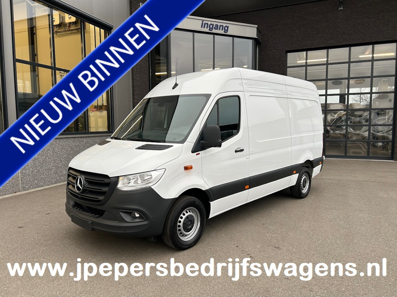 Mercedes-Benz Sprinter - 317 CDI L2 H2 MBUX / 360 Camera / Parkeersensoren / Navigatie / Cruise control / Airco / 2 - AutoWereld.nl