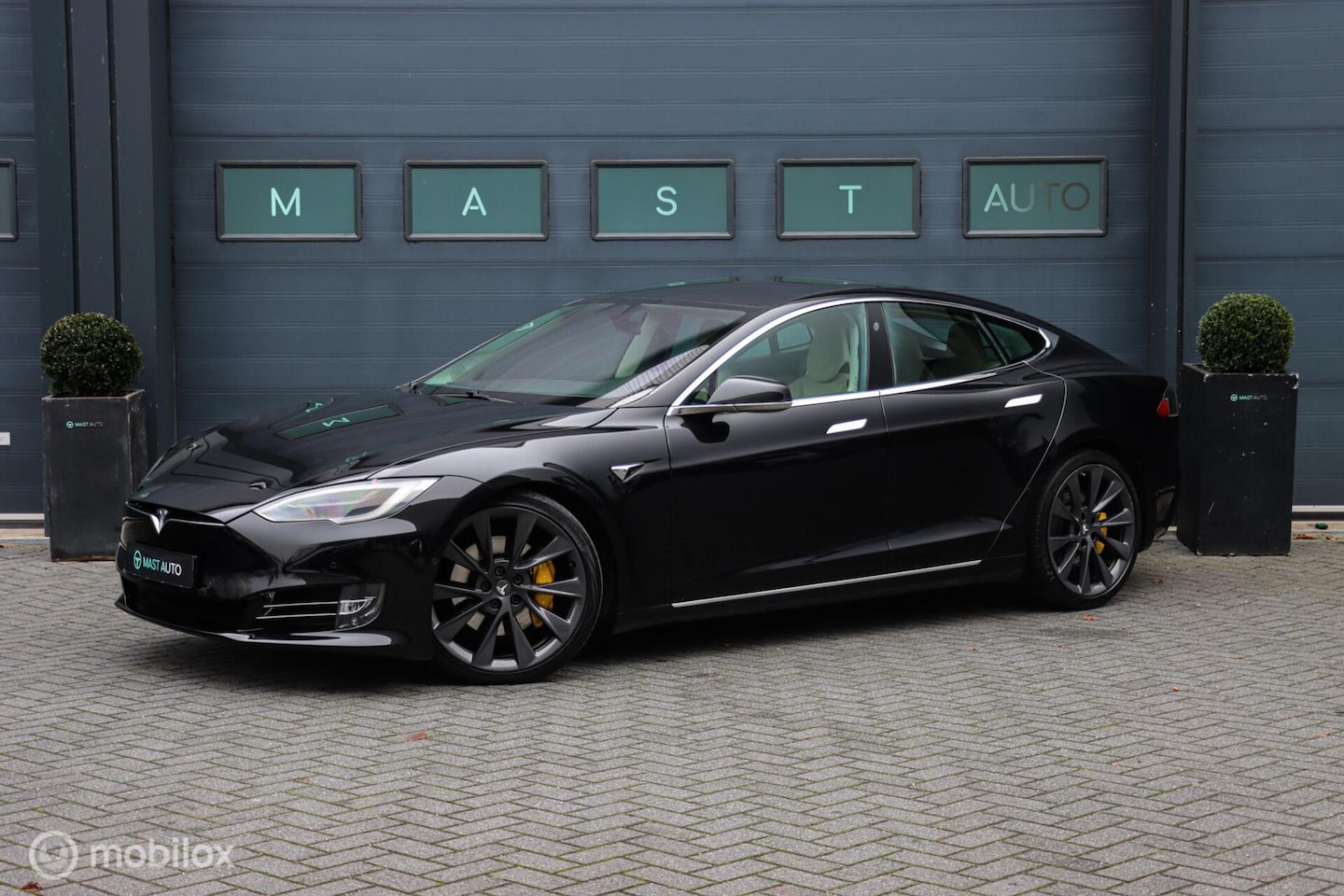 Tesla Model S - 100D|Autopilot|Luchtvering|Leder|Panoramadak - AutoWereld.nl