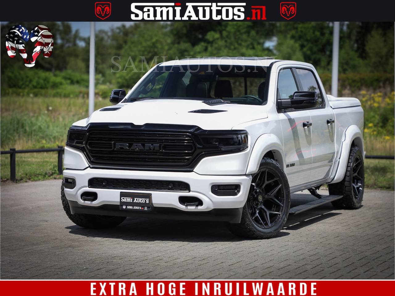 Dodge Ram 1500 - Limited Night | 5.7 V8 Hemi Full Option | Comfortabele Dubbele Cabine met Royale 5 Zitplaa - AutoWereld.nl