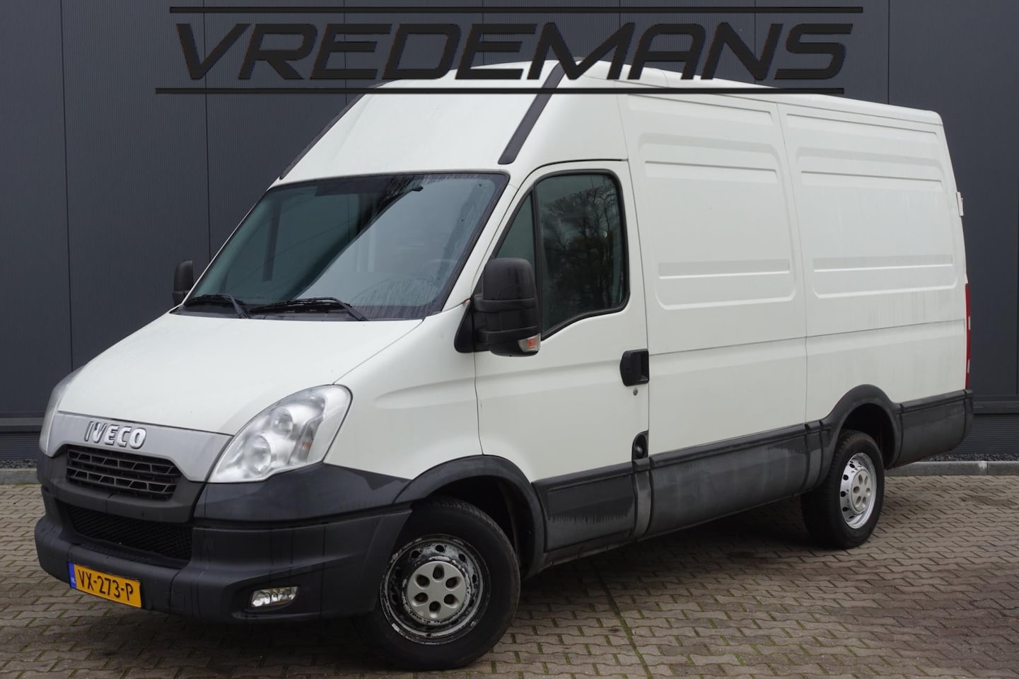 Iveco Daily - 35 S 13V 330 H3 35S13V 330 H3 - AutoWereld.nl