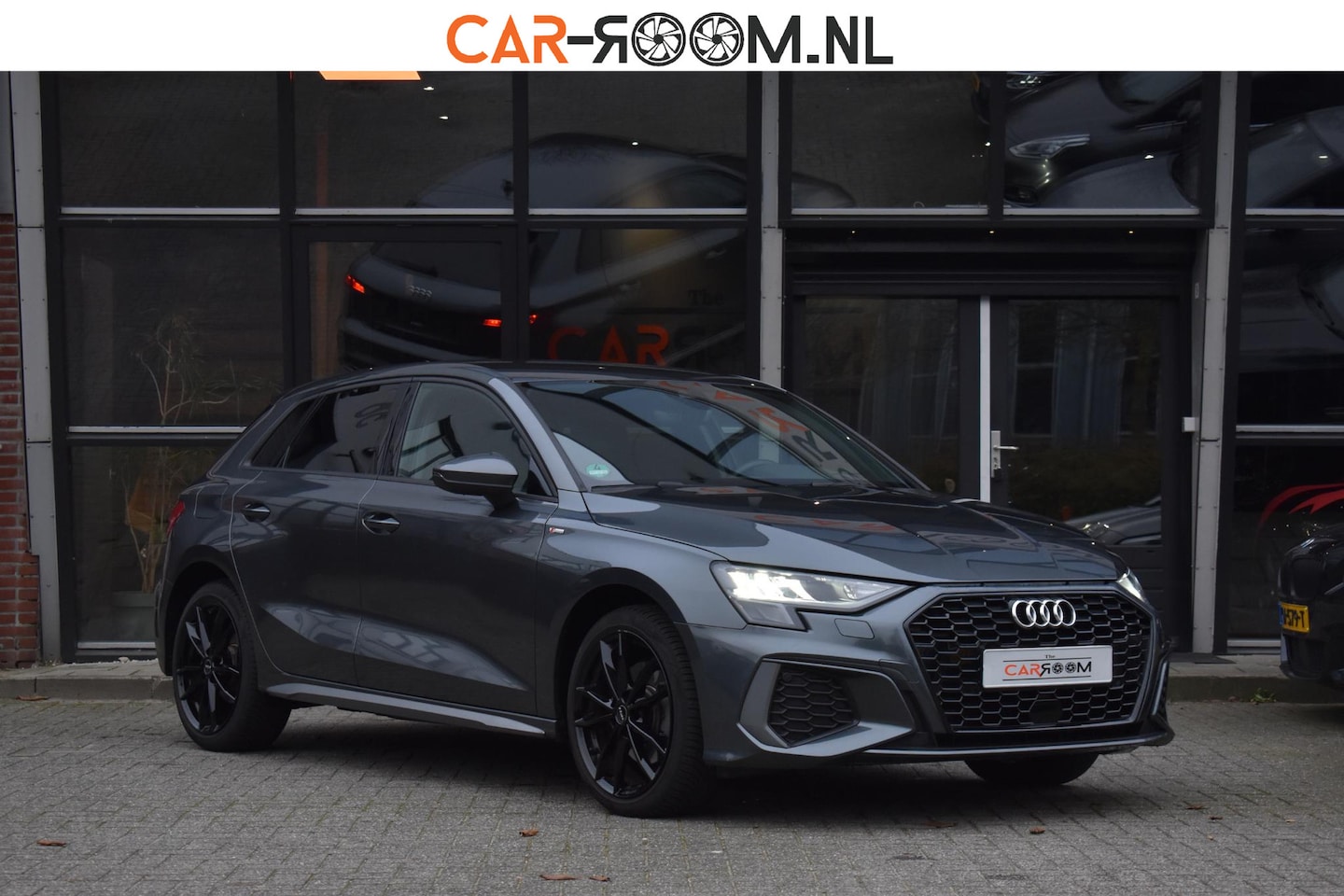 Audi A3 Sportback - 40 TFSI e S Line Keyless ACC Lane Carplay DriveSelect - AutoWereld.nl