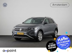 Volkswagen T-Roc - 1.5 TSI Style 150 pk Automaat (DSG) | Navigatie | Trekhaak (afneembaar) | Parkeersensoren