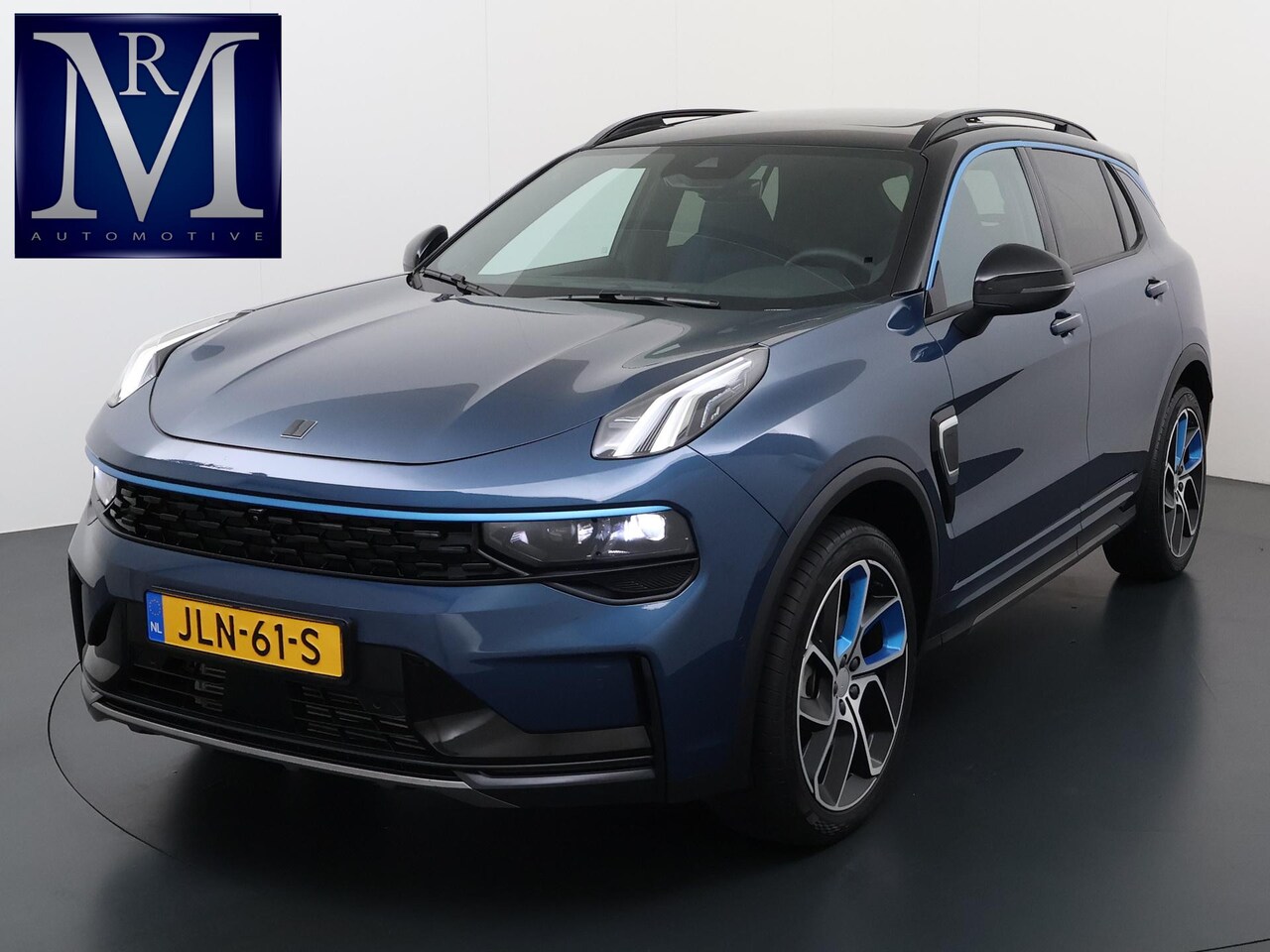Lynk & Co 01 - LYNK& CO VAN: €30.900,- VOOR: €27.877,- UW EINDEJAARSVOORDEEL: €3.023,- | PHEV PLUG-IN HYB - AutoWereld.nl