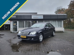 Mercedes-Benz C-klasse - 180 K. Elegance Youngtimer Automaat Pdc Climate control Afneemba