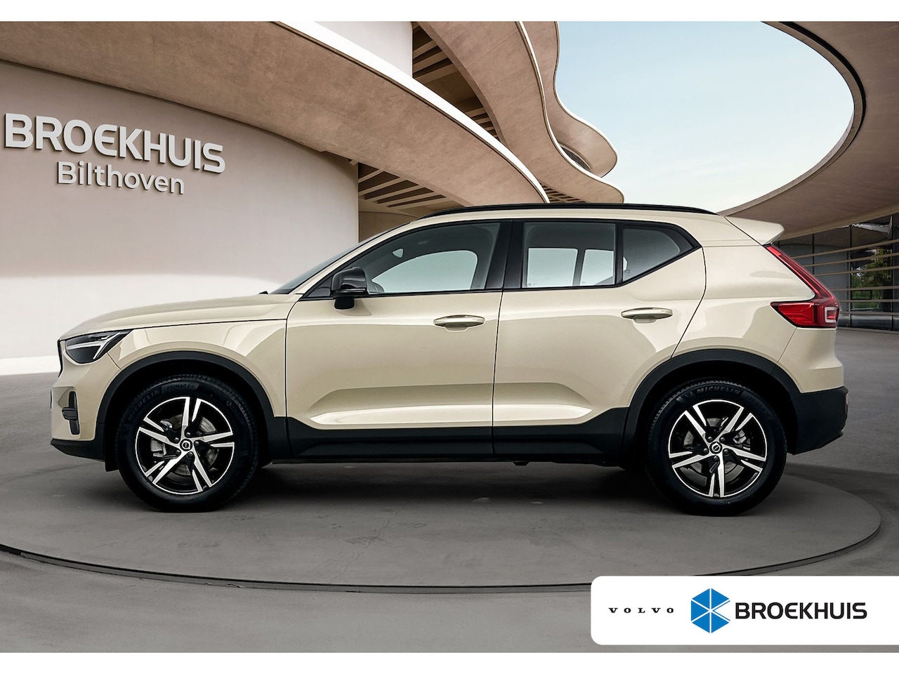 Volvo XC40 - 2.0 B4 Plus Dark | Trekhaak | Reserve wiel | BLIS | Adaptive Cruiscontrol | Verwarmbare vo - AutoWereld.nl