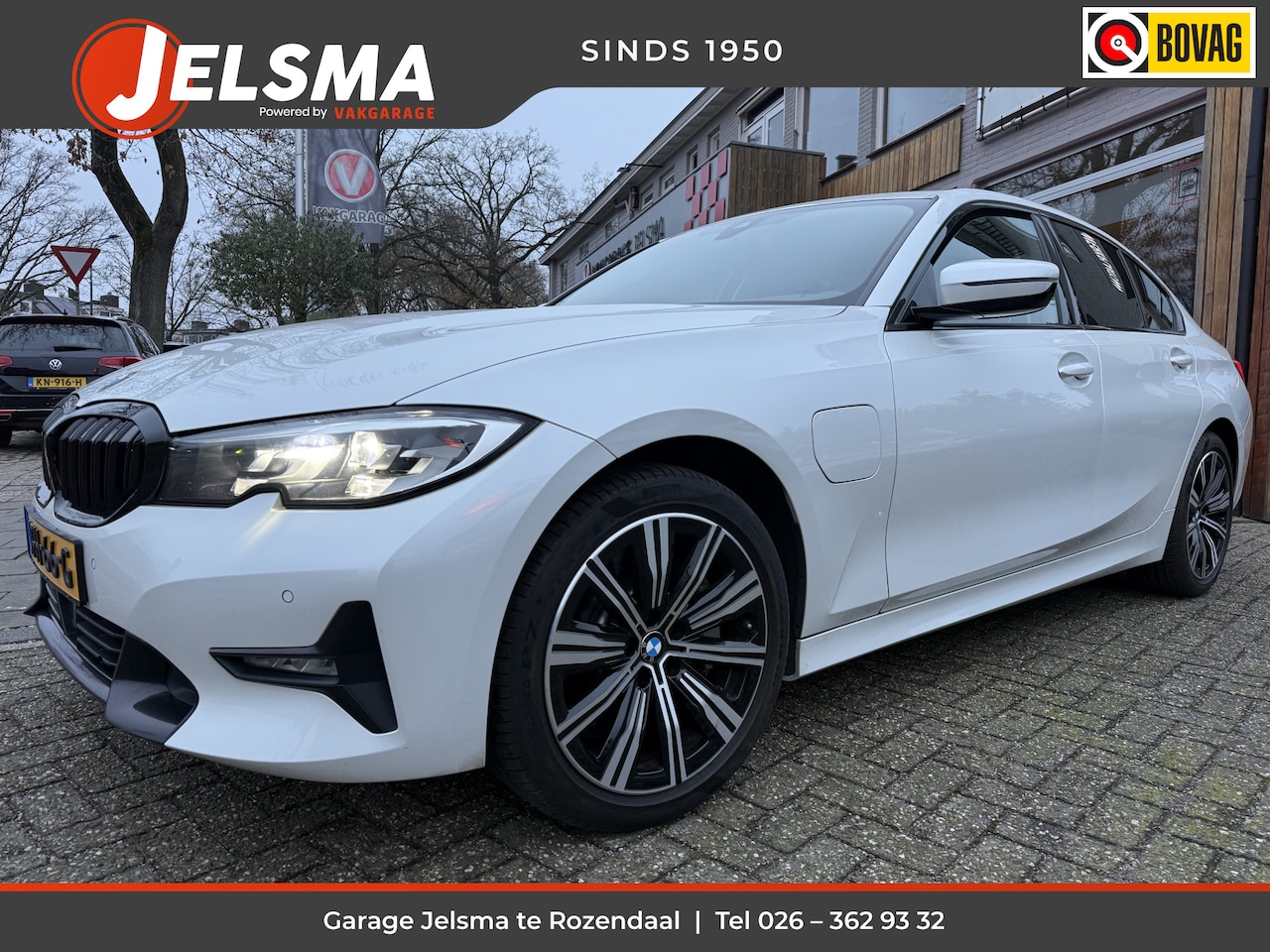 BMW 3-serie - 330e Executive Aut, Sport line | Trekhaak - AutoWereld.nl