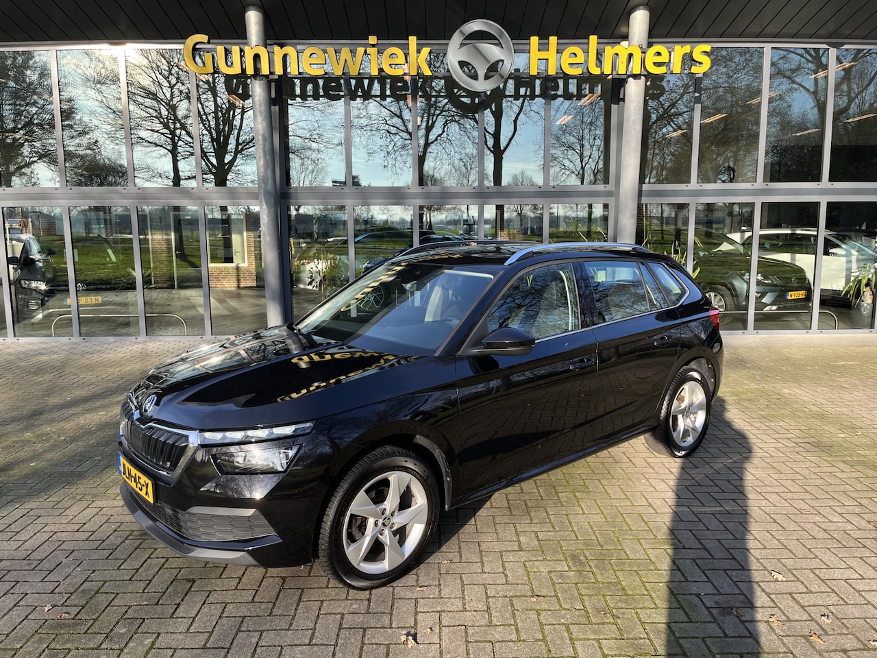 Skoda Kamiq - 1.0 TSI Style | AUTOMAAT | DEALER OH | CARPLAY | PDC | STOELVERW. - AutoWereld.nl