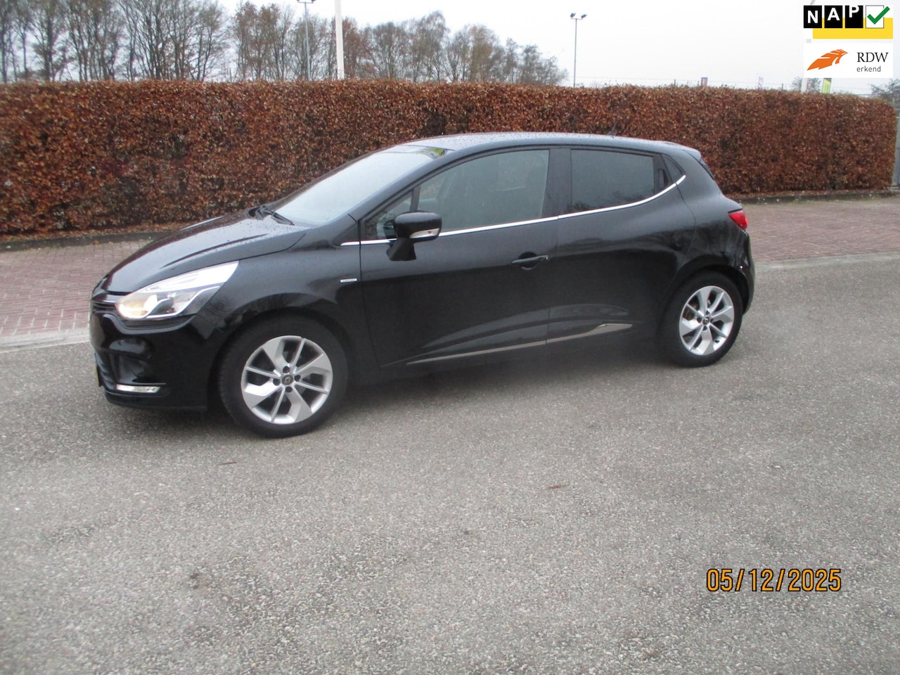 Renault Clio - 0.9 TCe Limited 5 Deurs, van 2e. eig, nette auto 11-2017 - AutoWereld.nl