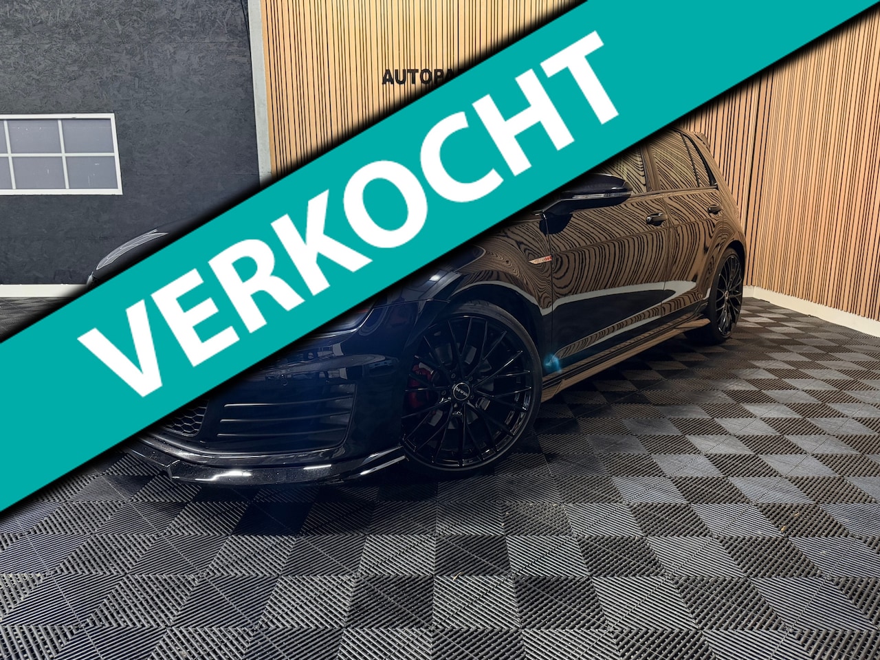 Volkswagen Golf - 2.0 TSI GTI 2014 Performance Pano Dsg Camera - AutoWereld.nl