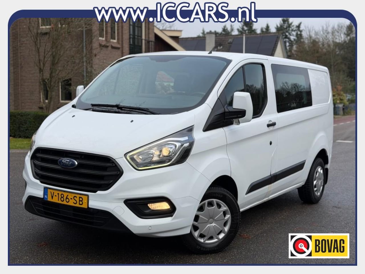 Ford Transit Custom - 280 2.0 TDCI L1H1 DC - Airco - Trekhaak - 2018 !!! - AutoWereld.nl