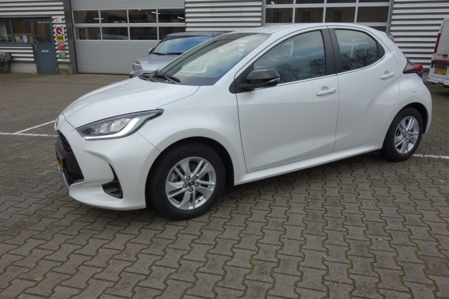 Mazda 2 - 1.5 Agile, Comfort + Safety pakket, All Season, 13.107km - AutoWereld.nl