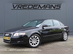 Audi A4 Limousine - 2.0 TDI quattro Advance LEDER