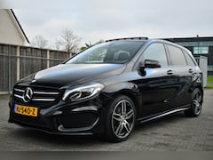 Mercedes-Benz B-klasse - 180 AMG AUT Night Edition Pano|Camera|LED