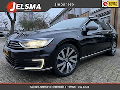 Volkswagen Passat Variant - GTE Highline Aut. Pano | Sport leder | Massage