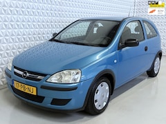 Opel Corsa - 1.2-16V Essentia in goede staat 153.000km (2004)