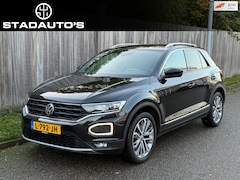 Volkswagen T-Roc - 1.5 TSI Sport Business R DSG Carplay Virtual Cockpit