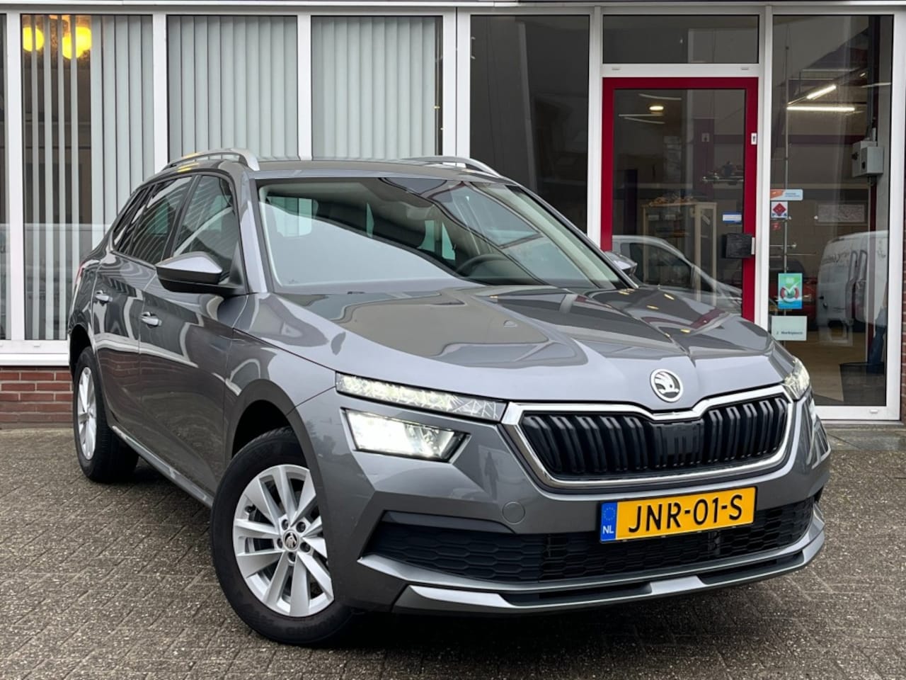 Skoda Kamiq - 1.0 TSI Business Edition 110 PK I Camera I Clima I Carplay I Cruise I LED - AutoWereld.nl