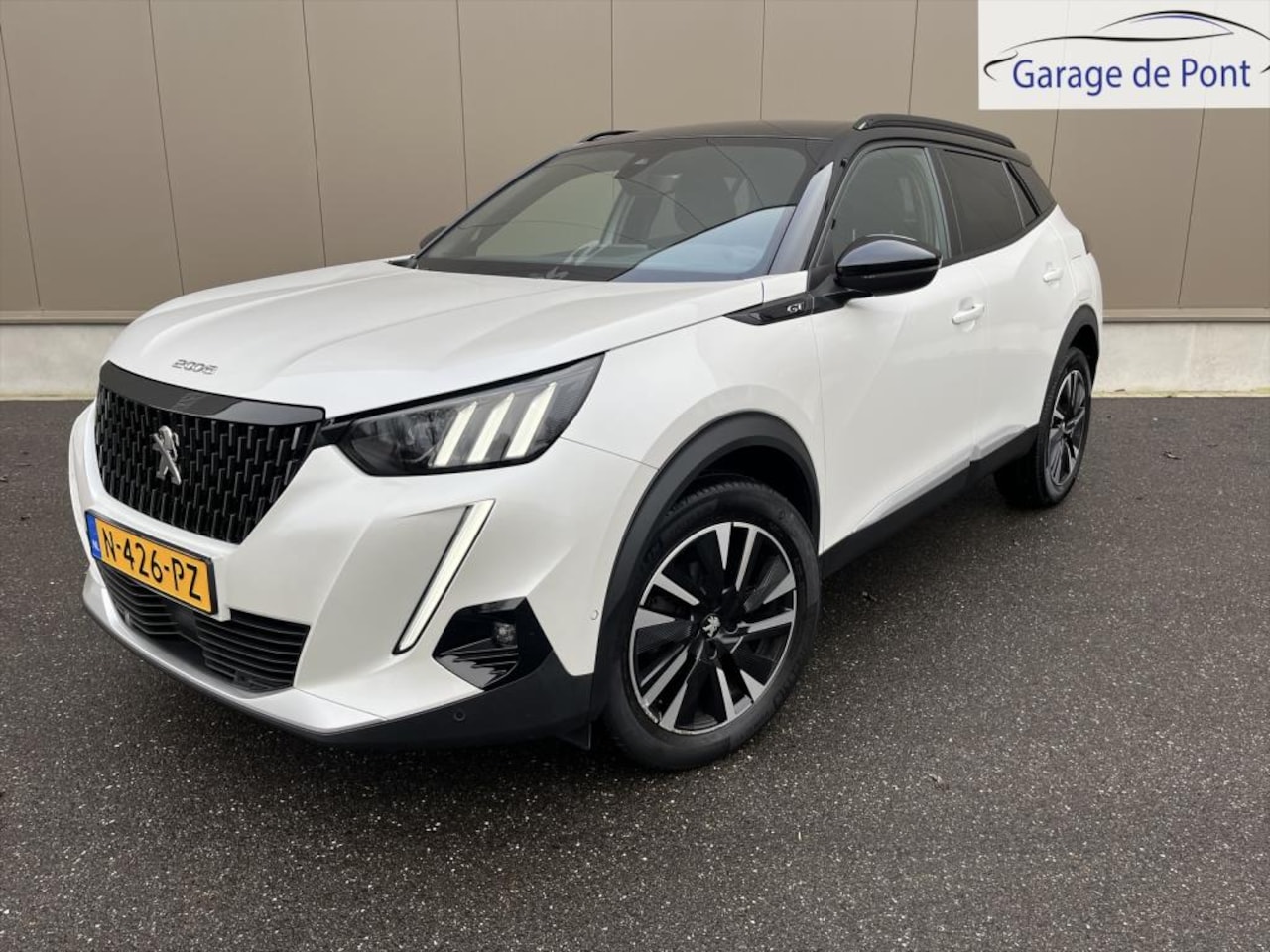 Peugeot 2008 - 1.2 PureTech GT Pack 1.2 PureTech GT Pack, automaat, stoelverwarming, nieuwstaat! - AutoWereld.nl