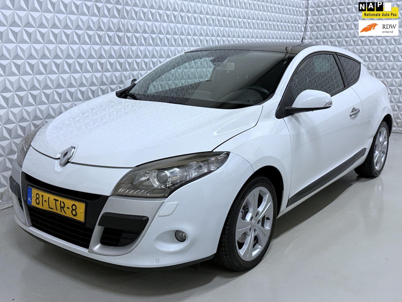 Renault Mégane Coupé - 1.4 TCe Dynamique + Veel opties! (2010) - AutoWereld.nl