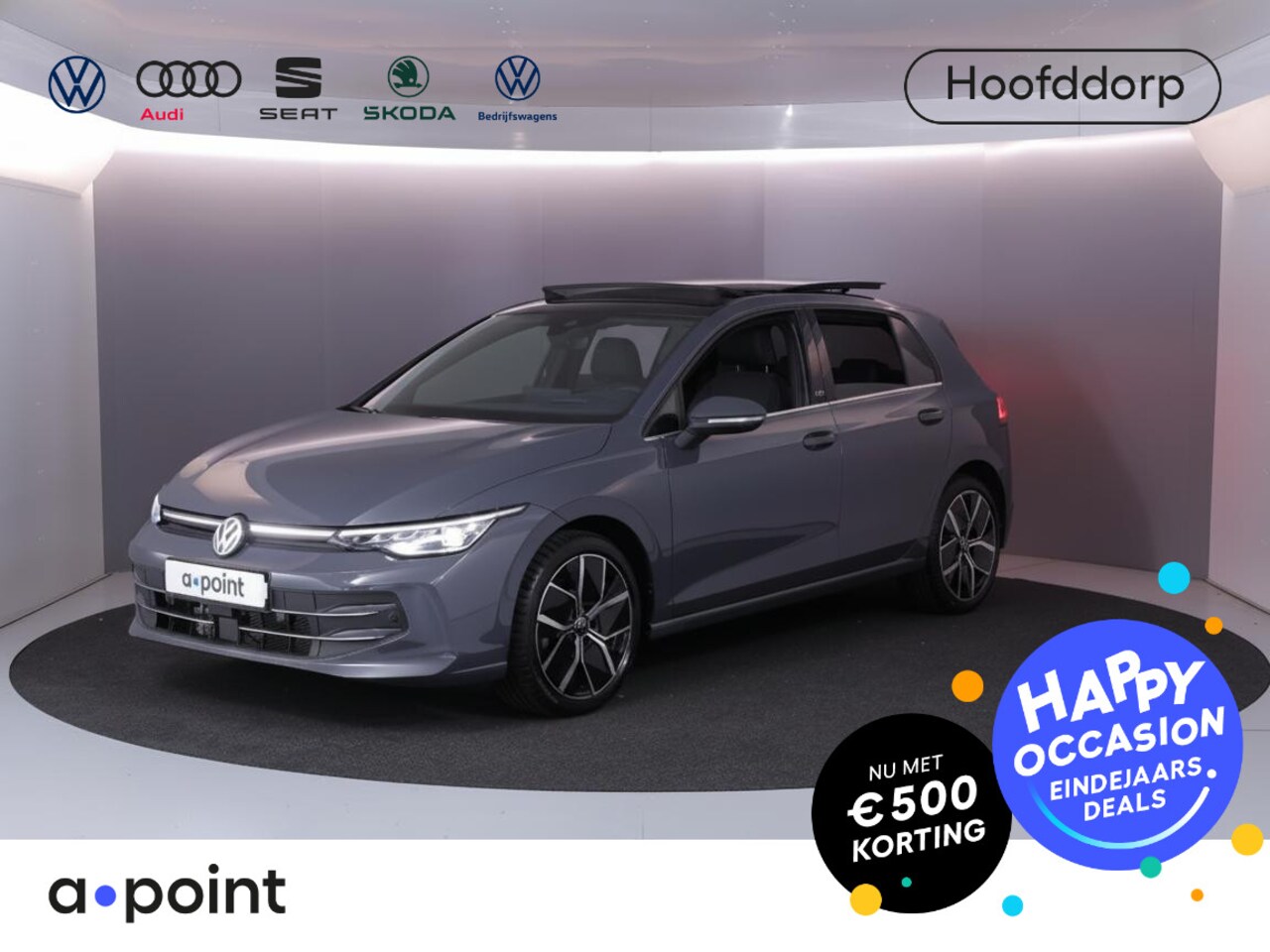 Volkswagen Golf - 1.5 eTSI 50 Jahre Edition 150 pk Automaat (DSG) | Navigatie | Panoramadak | Parkeersensore - AutoWereld.nl