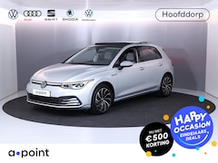 Volkswagen Golf - 1.5 eTSI Style 130 pk Automaat (DSG) | Navigatie | Panoramadak | Parkeersensoren | Adaptie