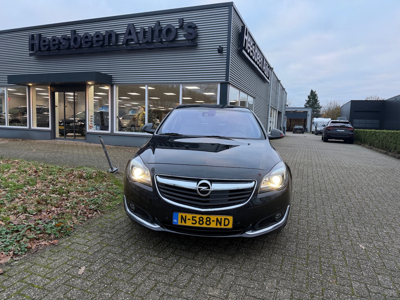 Opel Insignia - 2.0 T Cosmo 4x4 2.0 T Cosmo 4x4 - AutoWereld.nl