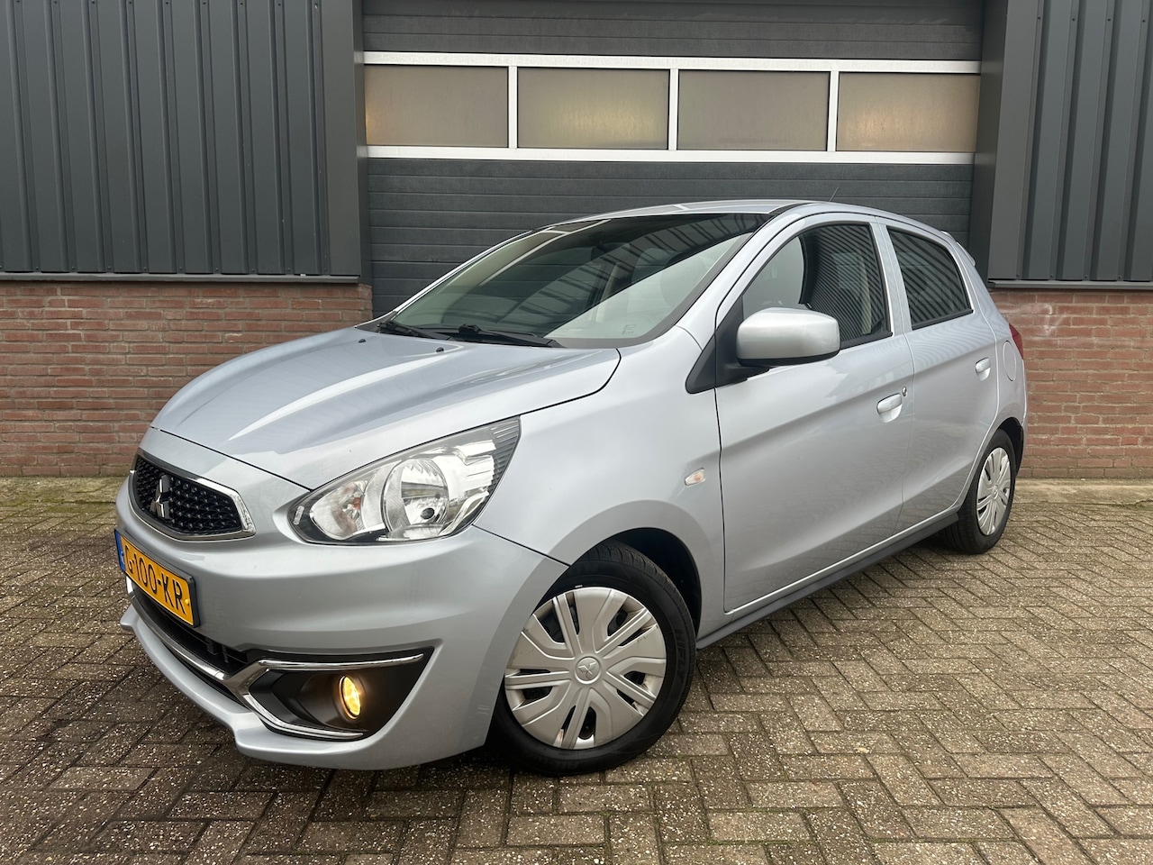 Mitsubishi Space Star - 1.0 Cool+ 1.0 Cool+ - AutoWereld.nl