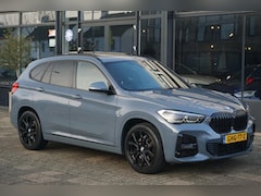 BMW X1 - xDrive25e eDrive Edition | M pakket | ACC | PANO | trekhaak | Individual Storm Bay
