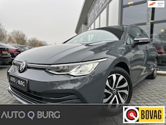 Volkswagen Golf - 2.0 TDI Life Business | Climate | NAVI | Sfeerverlichting | Adaptief Cruise | LED | Keyles