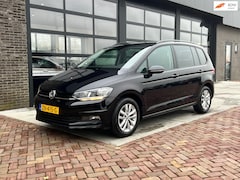 Volkswagen Touran - 1.2 TSI Trendline 7p | Clima | Navi | CarPlay | Cruise |
