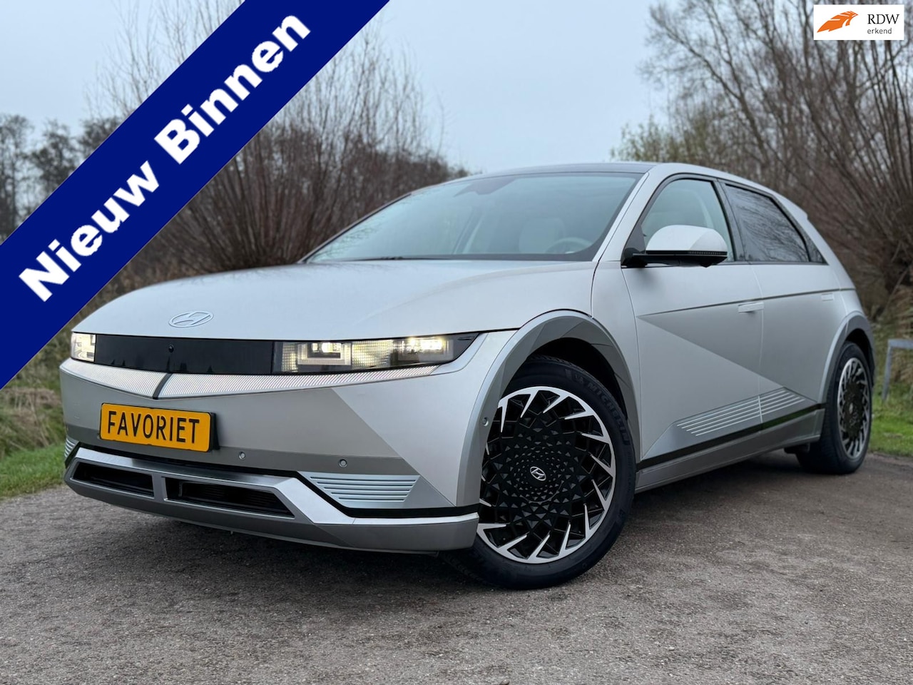 Hyundai IONIQ 5 - Lounge 58 kWh / Incl. BTW / Zeer compleet en dure UNIQ - uitvoering / Camera / Leder / Hea - AutoWereld.nl