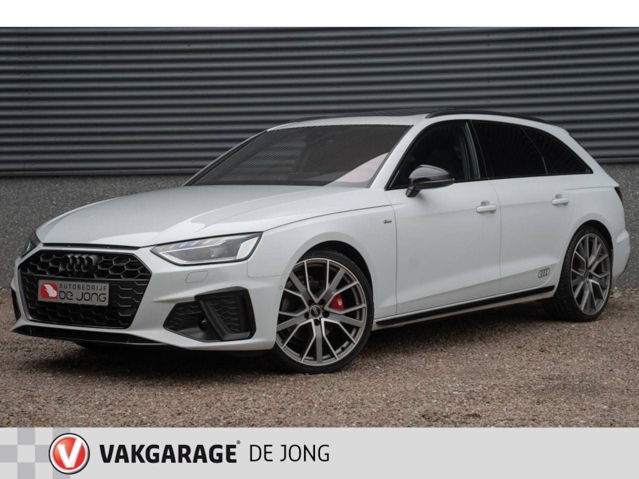 Audi A4 Avant - 40 TFSI Competition | RS-Stoelen | Pano | Massage | B&O | Trekh - AutoWereld.nl